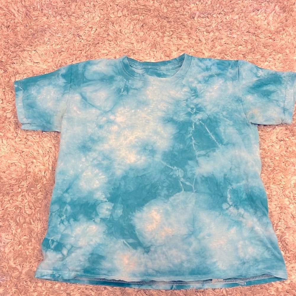 Plain neon blue tie dye t shirt